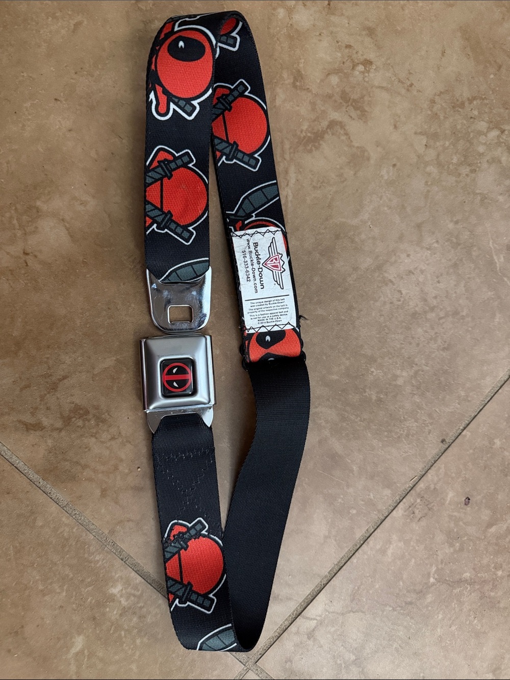 Buckle-Down Black & Red Deadpool Icon Seatbelt Strap
